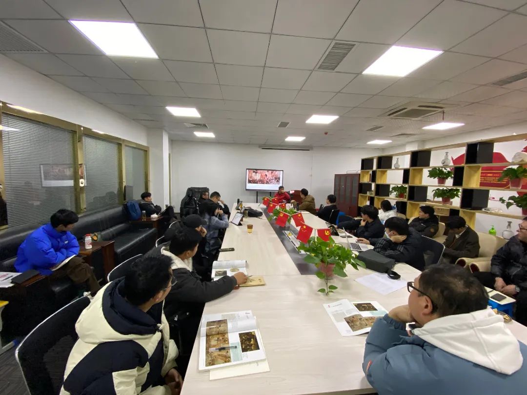 与时代同频 用专业取胜